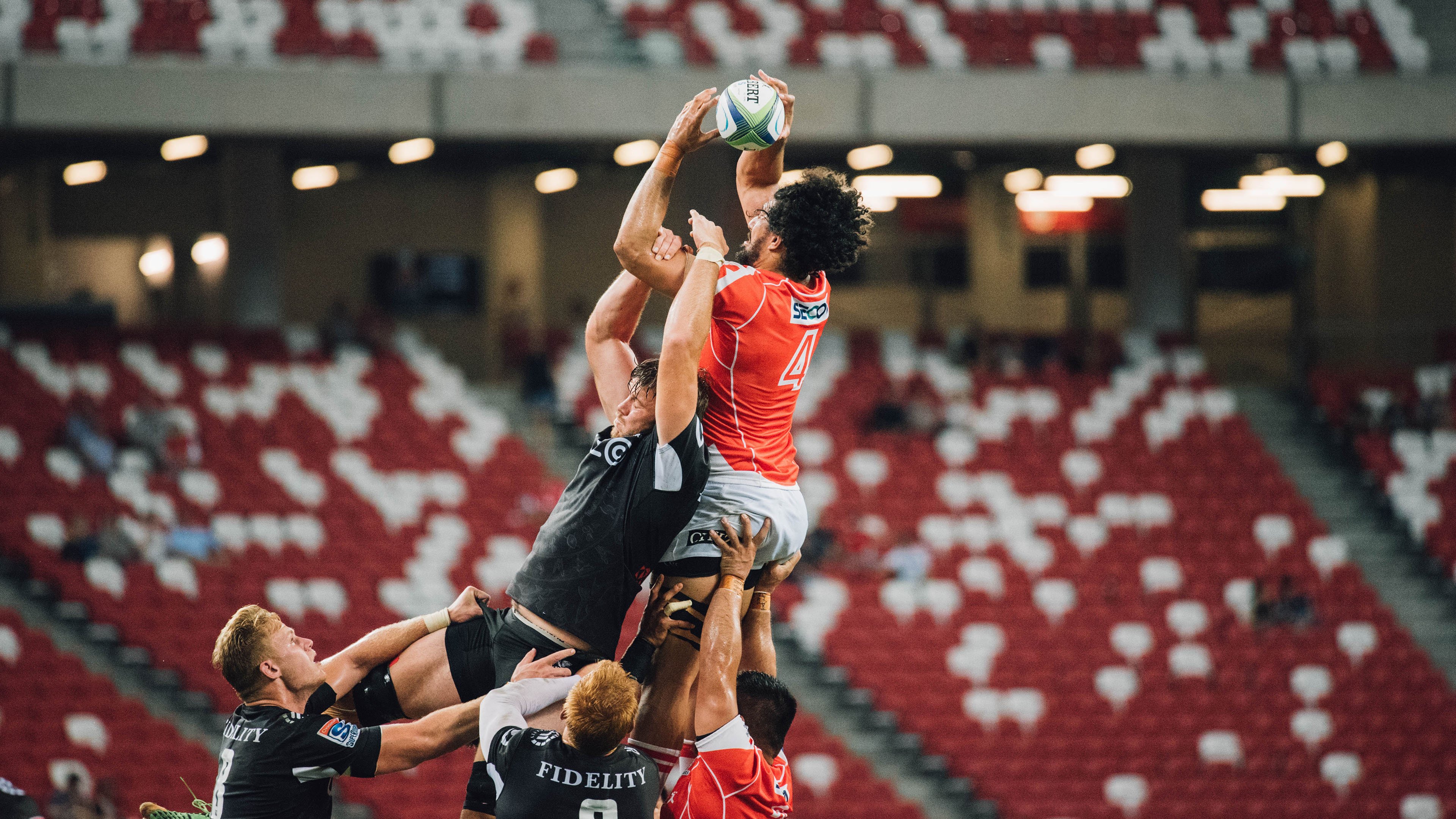 焦点战：欧洲豪门“军备竞赛”的背后故事