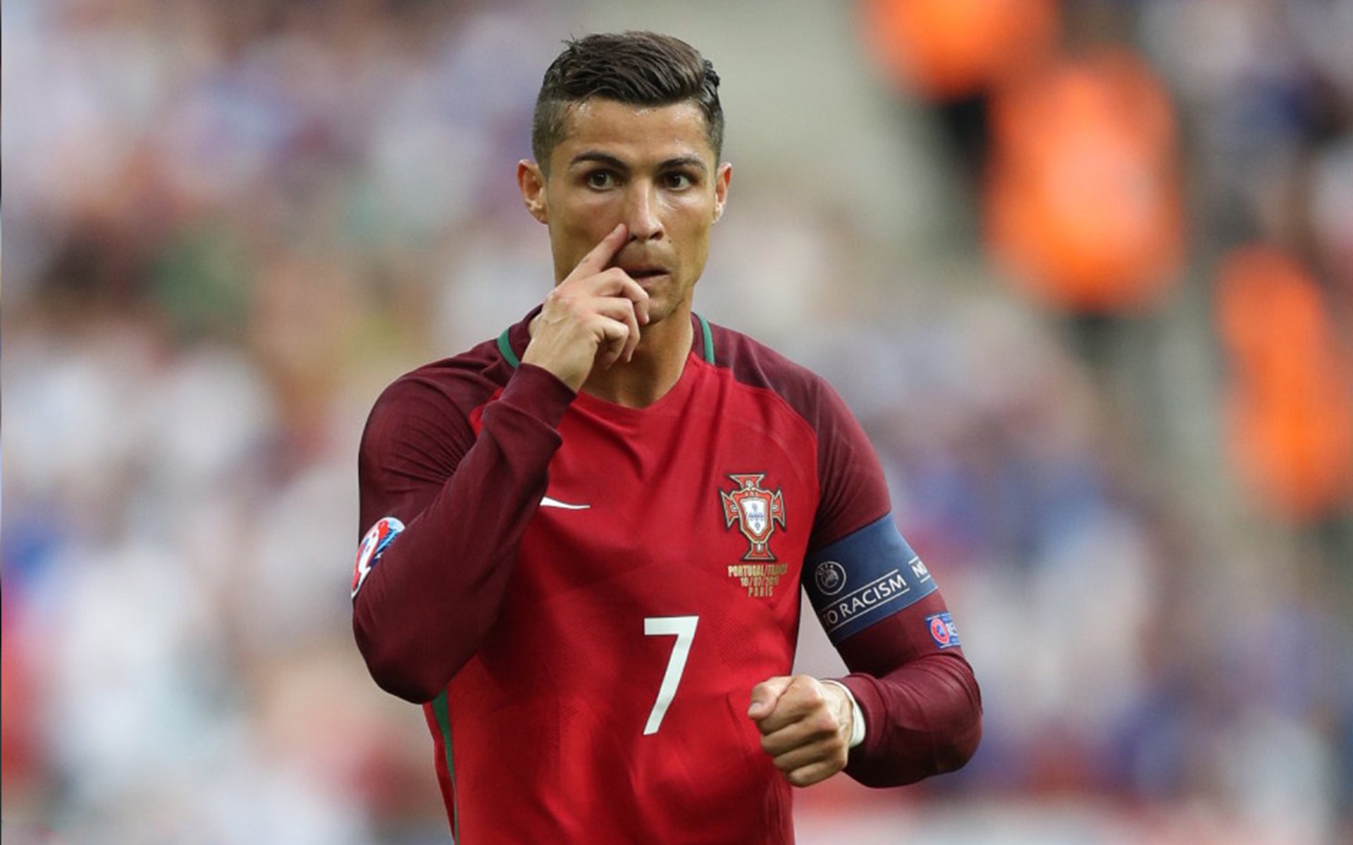 巴黎女足强势晋级欧冠八强，巴黎 女足